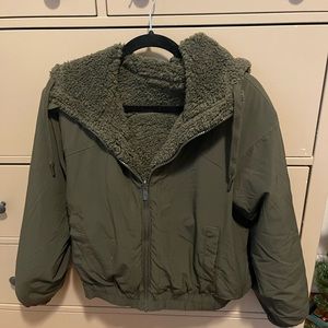 lululemon Cinchable fleece zip-up sweatshirt - olive- size 6